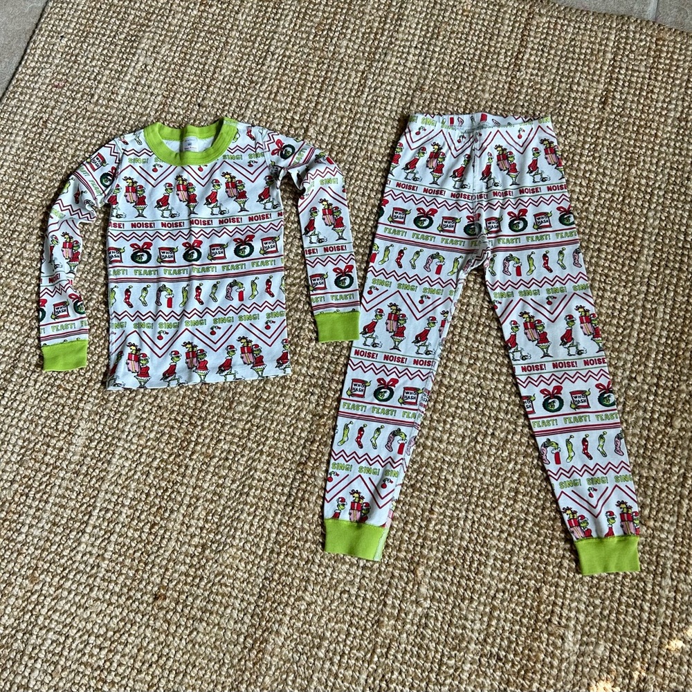 Hanna Andersson How the Grinch Stole Christmas Pajama Set, size 6-7